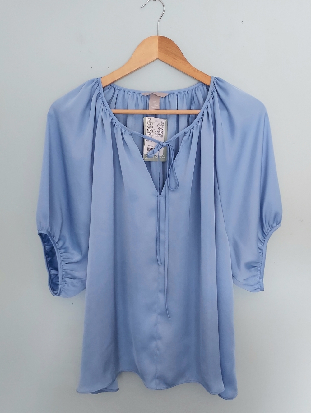 H&M Periwinkle Popover Blouse Top Size Large NEW NWT - Picture 2 of 13